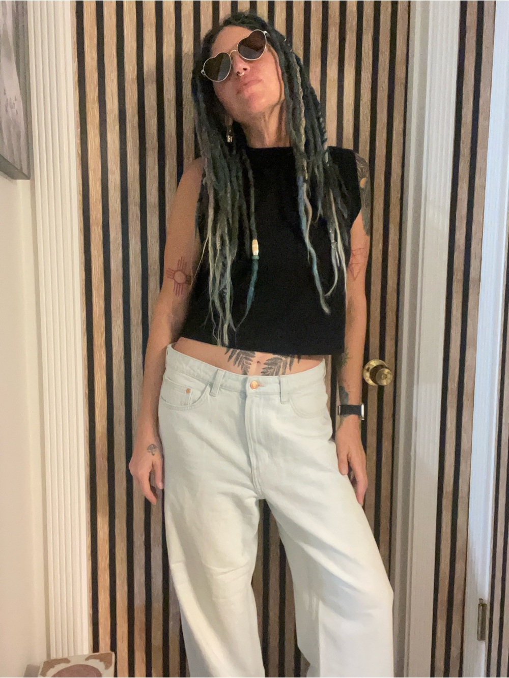 H&M Ultra Light Wash High Rise Baggy Jeans - Picture 1 of 6